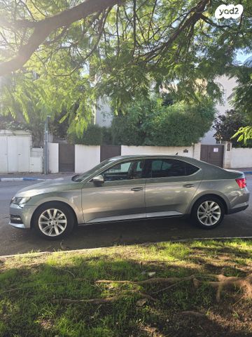 מודעת רכב סקודה סופרב