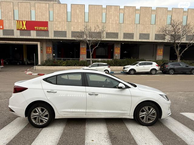 מודעת רכב יונדאי אלנטרה 1