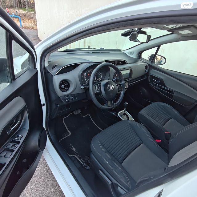טויוטה יאריס