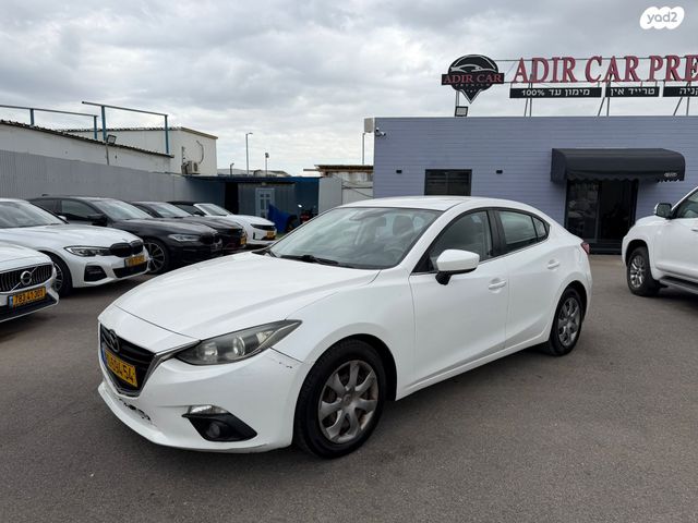 מודעת רכב מאזדה 3