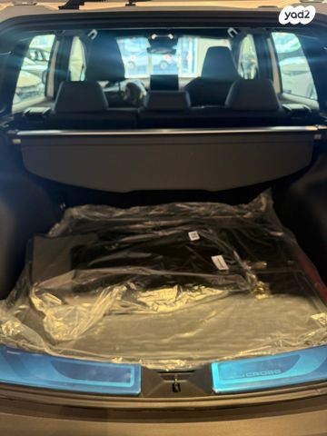 טויוטה קורולה קרוס