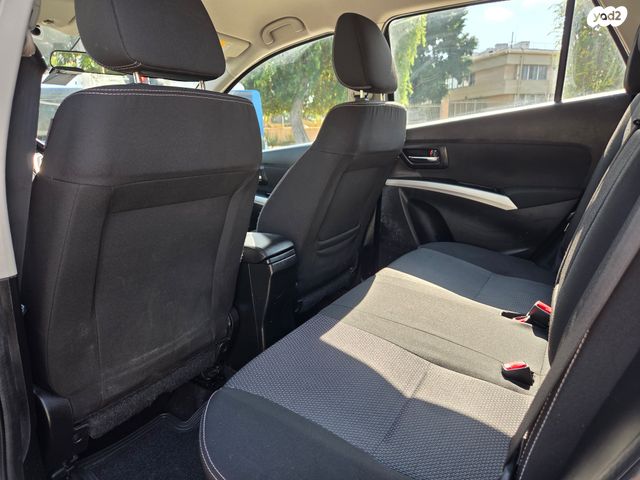 סוזוקי קרוסאובר