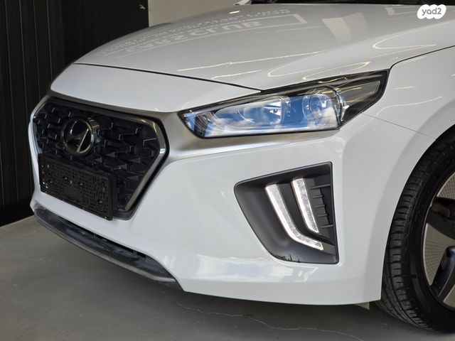 יונדאי איוניק