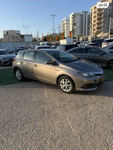 טויוטה אוריס