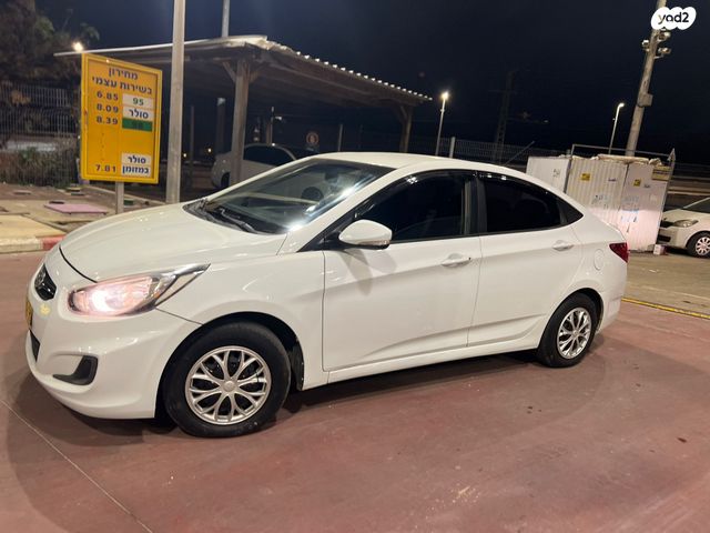 יונדאי אקסנט i25