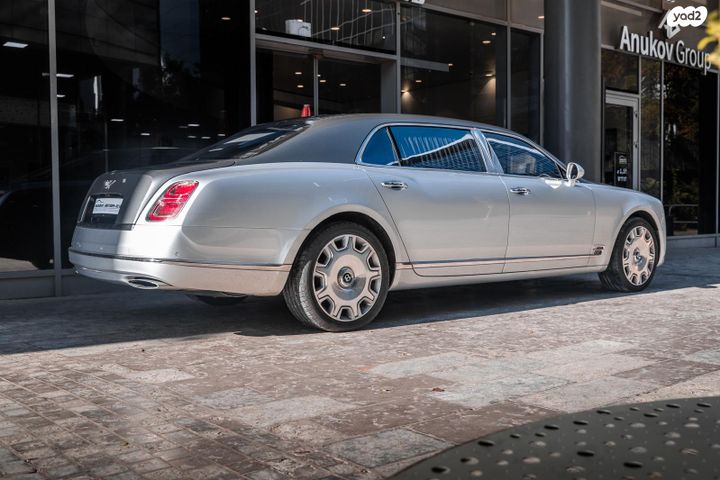 בנטלי מולסאן