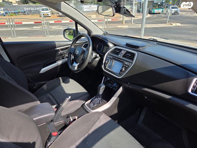 סוזוקי קרוסאובר