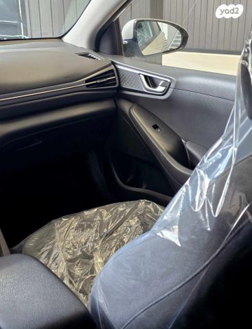 יונדאי איוניק