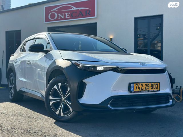 מודעת רכב טויוטה bZ4X