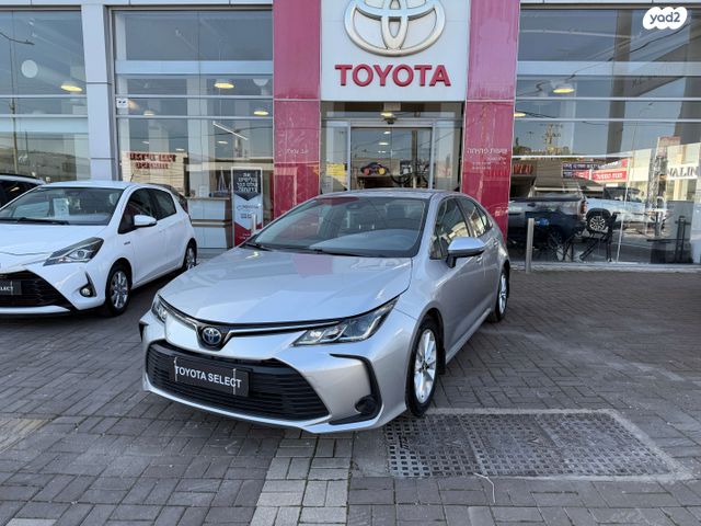 מודעת רכב טויוטה קורולה