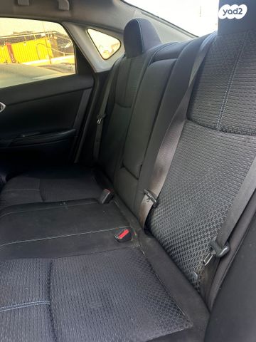 ניסאן סנטרה