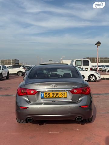 אינפיניטי Q50