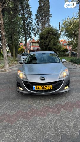מודעת רכב מאזדה 3