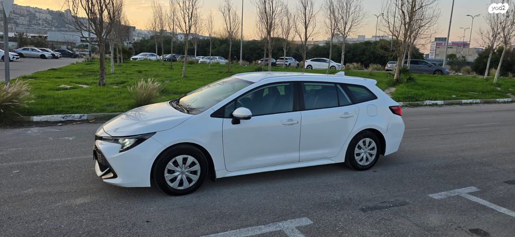 טויוטה קורולה