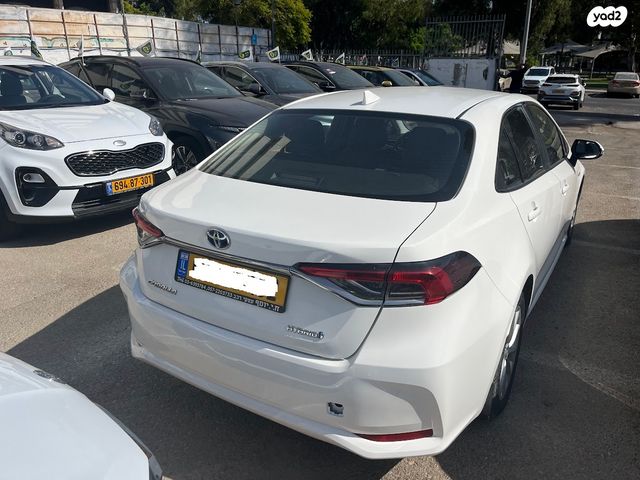 טויוטה קורולה