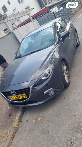מודעת רכב מאזדה 3