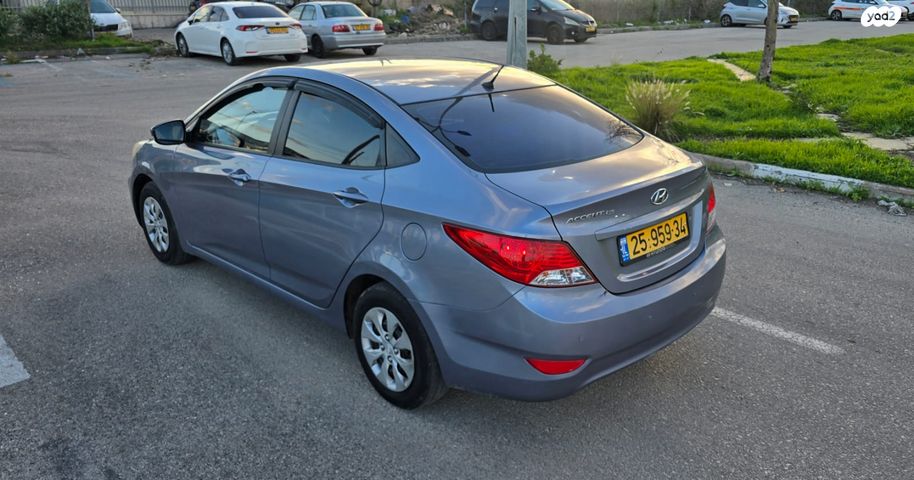 יונדאי אקסנט i25