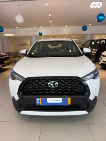 טויוטה קורולה קרוס