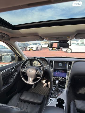 אינפיניטי Q50