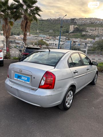 יונדאי אקסנט i25