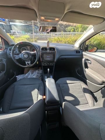 פולקסווגן פולו 