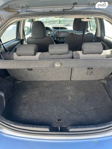 טויוטה יאריס