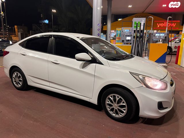 יונדאי אקסנט i25