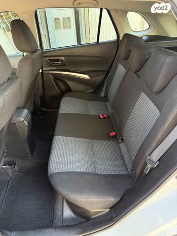 סוזוקי S-Cross