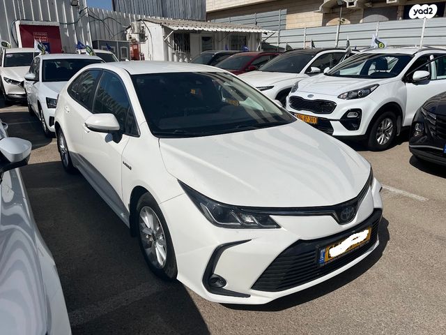 טויוטה קורולה