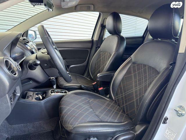 מיצובישי ספייס סטאר