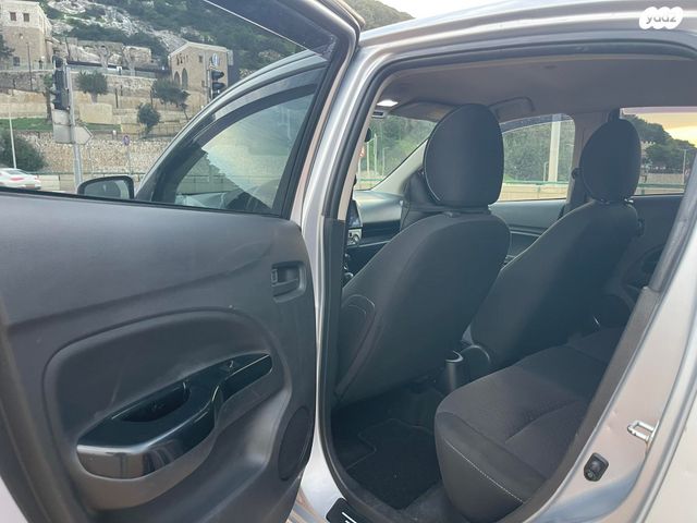 מיצובישי ספייס סטאר