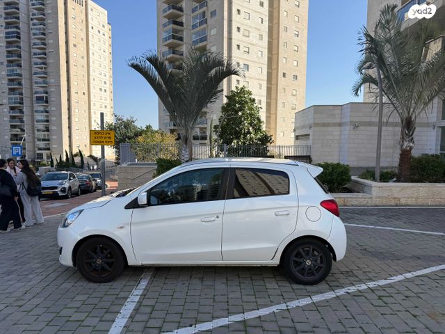 מיצובישי ספייס סטאר