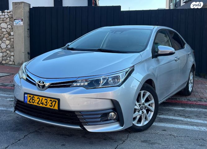 מודעת רכב טויוטה קורולה