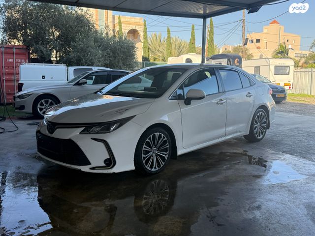 מודעת רכב טויוטה קורולה