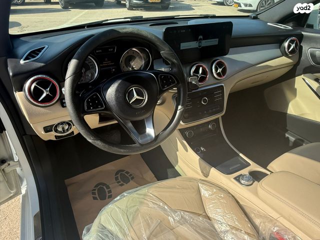 מרצדס-בנץ CLA