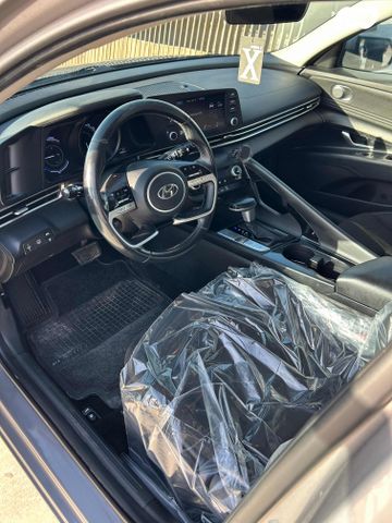 יונדאי אלנטרה