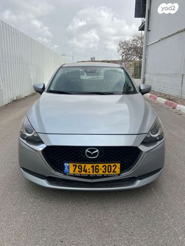 מודעת רכב מאזדה 2