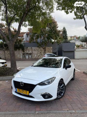 מודעת רכב מאזדה 3