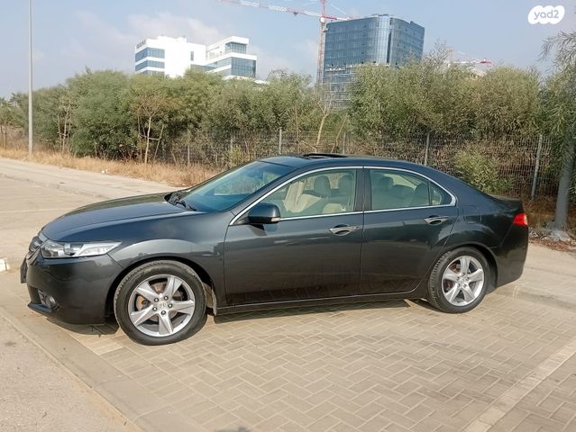 מודעת רכב הונדה אקורד