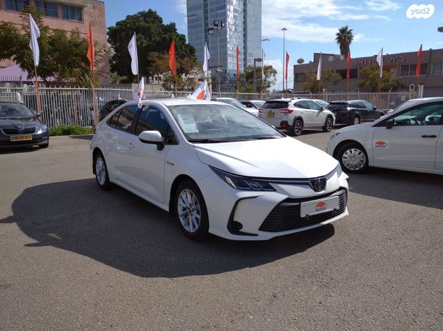 מודעת רכב טויוטה קורולה