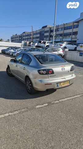 מאזדה 3