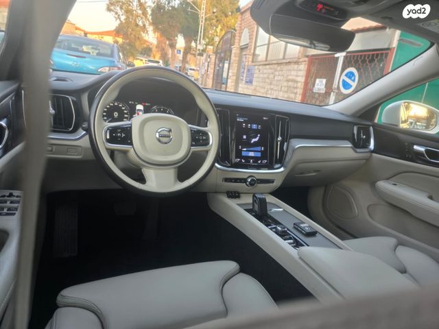 וולוו V60