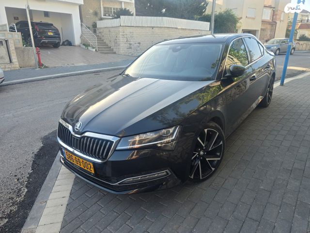 מודעת רכב סקודה סופרב
