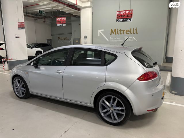 מודעת רכב סיאט לאון