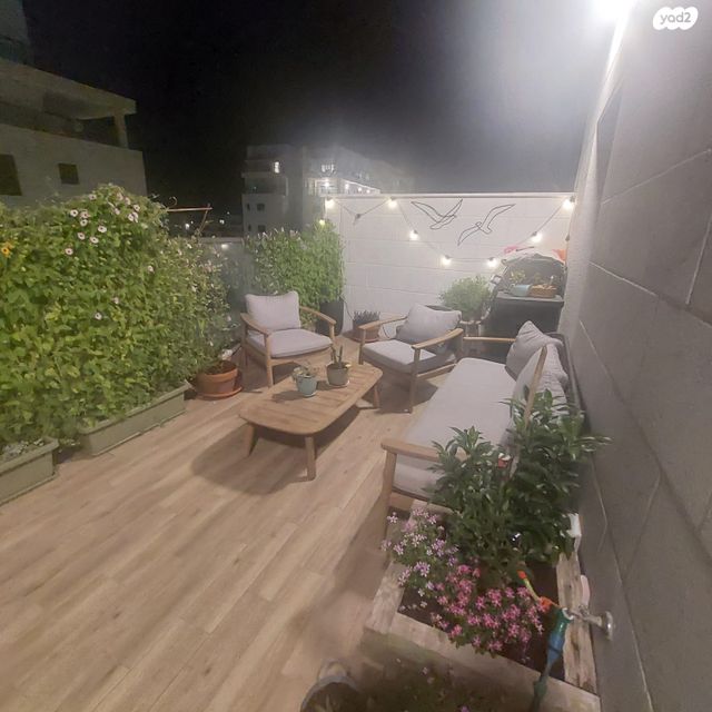 גג/ פנטהאוז, דגן 11, עמירם, פרדס חנה כרכור