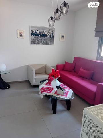 גג/ פנטהאוז, הדוגית 13, נאות רבין, יבנה