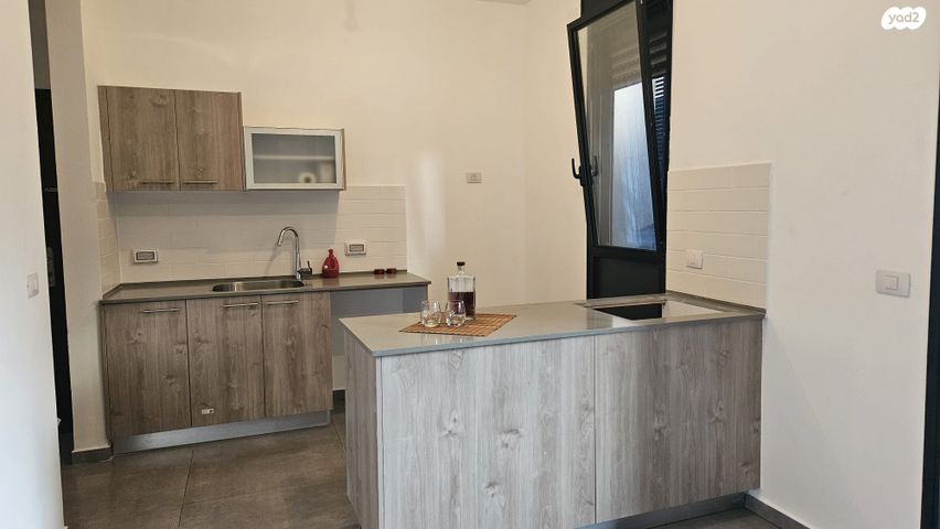 דירה, ישראל ב"ק 15, מונטיפיורי, הרכבת, תל אביב יפו