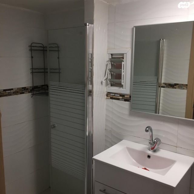 לוס אנג'לס 28