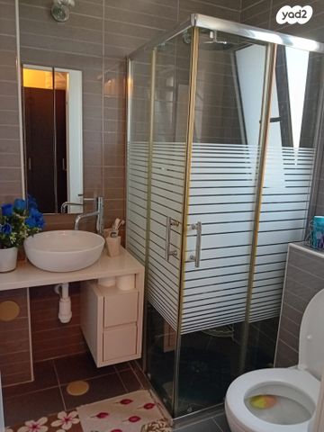 גג/ פנטהאוז, הדוגית 13, נאות רבין, יבנה