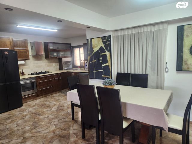 דירה, הרב מיימון 22, דרום מזרח, בת ים